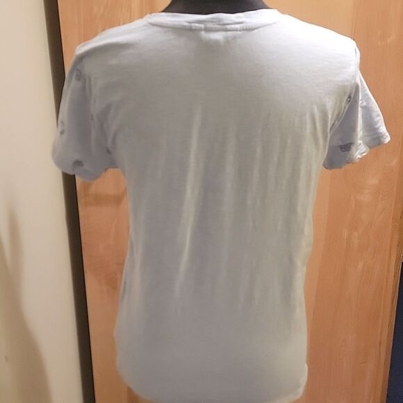 Lucky Brand Light Blue Tee with Butterfly Design Sz Med - Picture 4 of 9